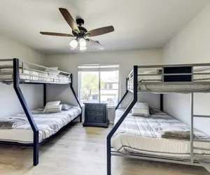 Photo 4 - Spacious House w/ Pool: 9 Mi to San Tan Mountain!