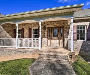 Photo 3 - Pet-friendly Abingdon Abode w/ Yard & Grill!
