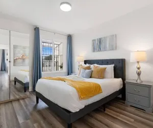 Photo 4 - Stunning 2 Bedroom 1 Bath Home near BART