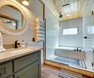 Photo 3 - Family-friendly Broken Bow Cabin Rental w/ Hot Tub
