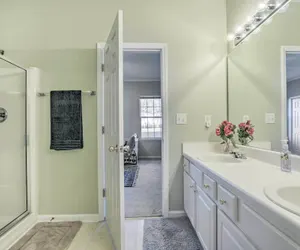 Photo 5 - Morrisville Townhome w/ Community Amenities!