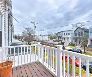 Photo 4 - Chic Richmond Apartment w/ Private Deck and Patio!