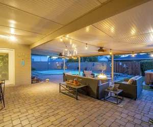 Photo 2 - Pristine Escape ~ 2 Miles to Old Town Scottsdale!