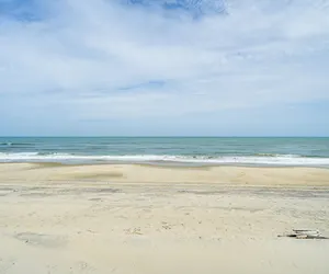 Photo 5 - Grand Seaside Escape w/ Direct Beach Access!