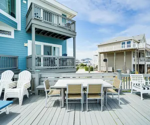 Photo 4 - Grand Seaside Escape w/ Direct Beach Access!
