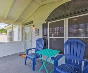 Photo 4 - Texas Home w/ Deck, Walk to Cedar Creek Reservoir