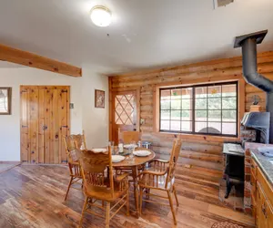 Photo 4 - Cozy Cabin Near Sequoia Natl Forest on 3 Acres!