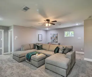 Photo 4 - Spacious Houston Family Home With Game Room!