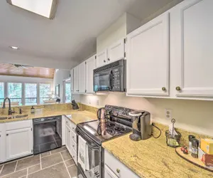 Photo 3 - Scenic Sapphire Condo w/ Deck + Gas Grill!