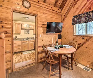 Photo 3 - Cute Pinetop Cabin w/ Gas Grill - Hike & Golf!