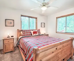 Photo 4 - Cabin w/ Hot Tub, By Crater Lake Nat'l Park!