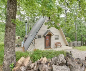 Photo 4 - Lake Hamilton Cabin: Boating Getaway!
