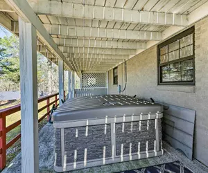 Photo 5 - Hot Springs Vacation Rental on Lake Hamilton!