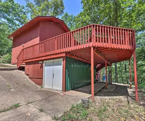 Photo 2 - Cozy Hot Springs Village Lodge - Near Lake Desoto!