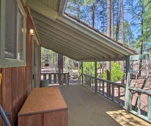 Photo 4 - Family-friendly Pinetop Cabin w/ Deck & Grill