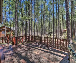 Photo 2 - Family-friendly Pinetop Cabin w/ Deck & Grill