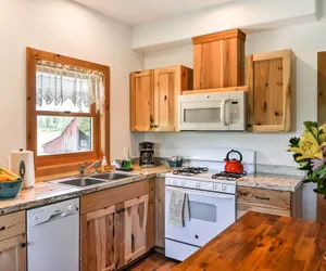 Photo 5 - Columbia Falls Vacation Rental: 10 Mi to Whitefish