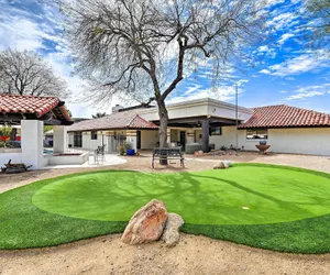 Photo 4 - Pet-friendly Glendale Home w/ Pool & Putting Green