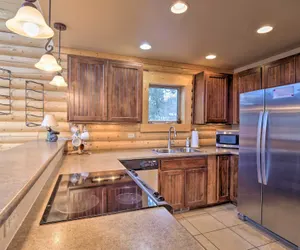 Photo 3 - Secluded Alma Log Cabin w/ Hot Tub & Stunning View