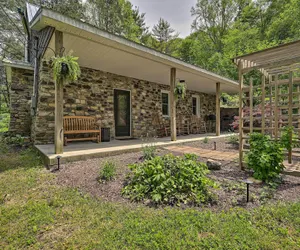 Photo 5 - Historic Stone Cottage in Damascus w/ Fire Pit!