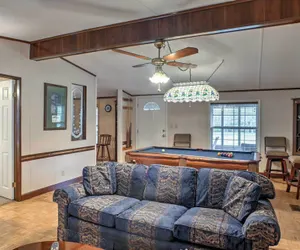 Photo 2 - Ooltewah Cabin w/ Grill, Pool Table & Porch!
