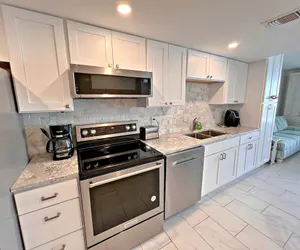 Photo 5 - Gulf Shores Surf And Racquet Club 404b 2 Bedroom Condo by Redawning