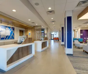 Photo 5 - Holiday Inn Express Holly Springs Raleigh Area by IHG