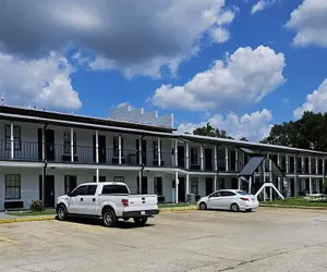 Photo 2 - Rodeway Inn Hattiesburg North