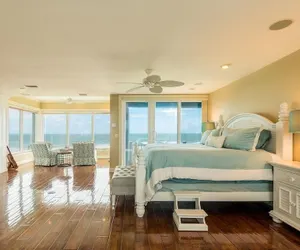 Photo 5 - Melbourne Beach Oceanfront Villa w/ Pool