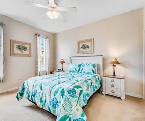 Photo 4 - Laura's Villa at Regal Palms