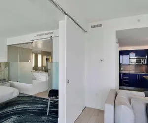 Photo 5 - Sapphire Suite Beachfront, Gym + Pool!