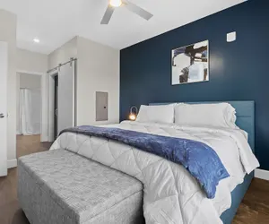 Photo 4 - Beverly Hills Penthouse Suite