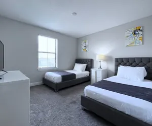 Photo 4 - Balmoral Resort-167cc 4 Bedroom Home by RedAwning