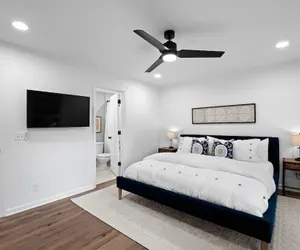 Photo 5 - Queens Cove