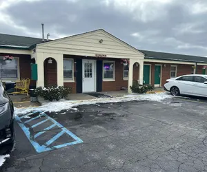 Photo 2 - Hillcrest Motel By OYO Aurora IN Near Lawrenceburg
