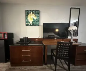 Photo 4 - Courtland Inn By Townhouse Franklin VA US 58