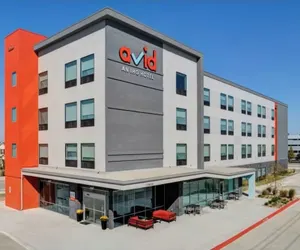 Photo 2 - avid hotel Austin NW Lakeline by IHG