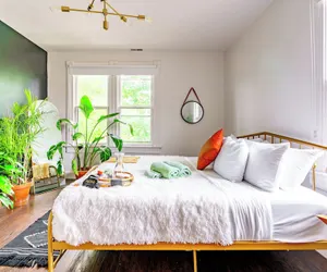 Photo 3 - Jungle House Luxury Stays - Downtown Chillicothe