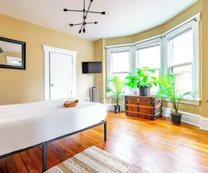 Photo 3 - The Parkside by Jungle House – Short North Boutique Suites