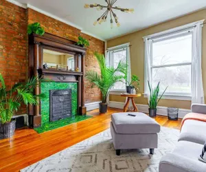 Photo 2 - The Parkside by Jungle House – Short North Boutique Suites