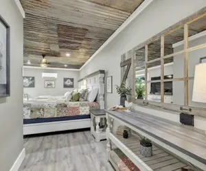 Photo 5 - Shady Lane Lodge - Near Town & Wheelchair Access