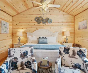 Photo 2 - Stunning Cabin Right on Main St!