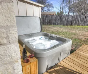 Photo 2 - Waylons House-hot Tub Shared Party Barn With Games