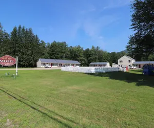 Photo 2 - The Villager Motel