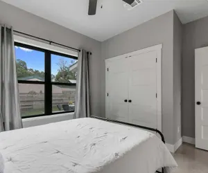 Photo 4 - Luxury Home 3blck From Main St With Firepit