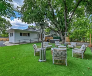 Photo 2 - The Golden Goose - Hot Tub-fire Pit-2 Blks to Main