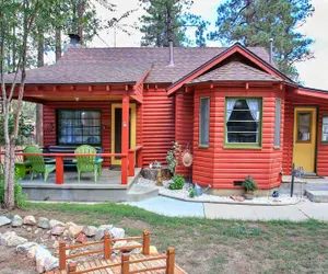 Photo 2 - A Sweet Pine Cabin