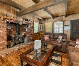 Photo 2 - Little Bear Cottage