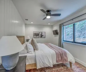 Photo 4 - Luxury Riverfront Villa With Firepit & Gameroom!