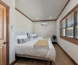 Photo 3 - Ranch Retreat Combo With Stunning Creek View-fire Pit